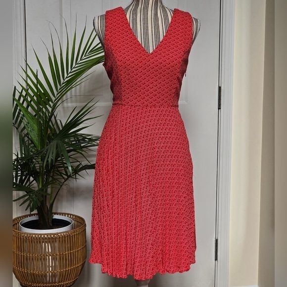 Banana Republic Women's Red Printed Dress Size 6 - Picture 1 of 6